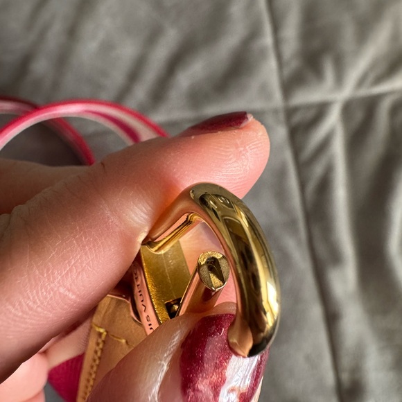 🔥24hrs only🔥Louis Vuitton Logo Shoulder Strap Jacquard Wide Neutral, Pink - Picture 14 of 16